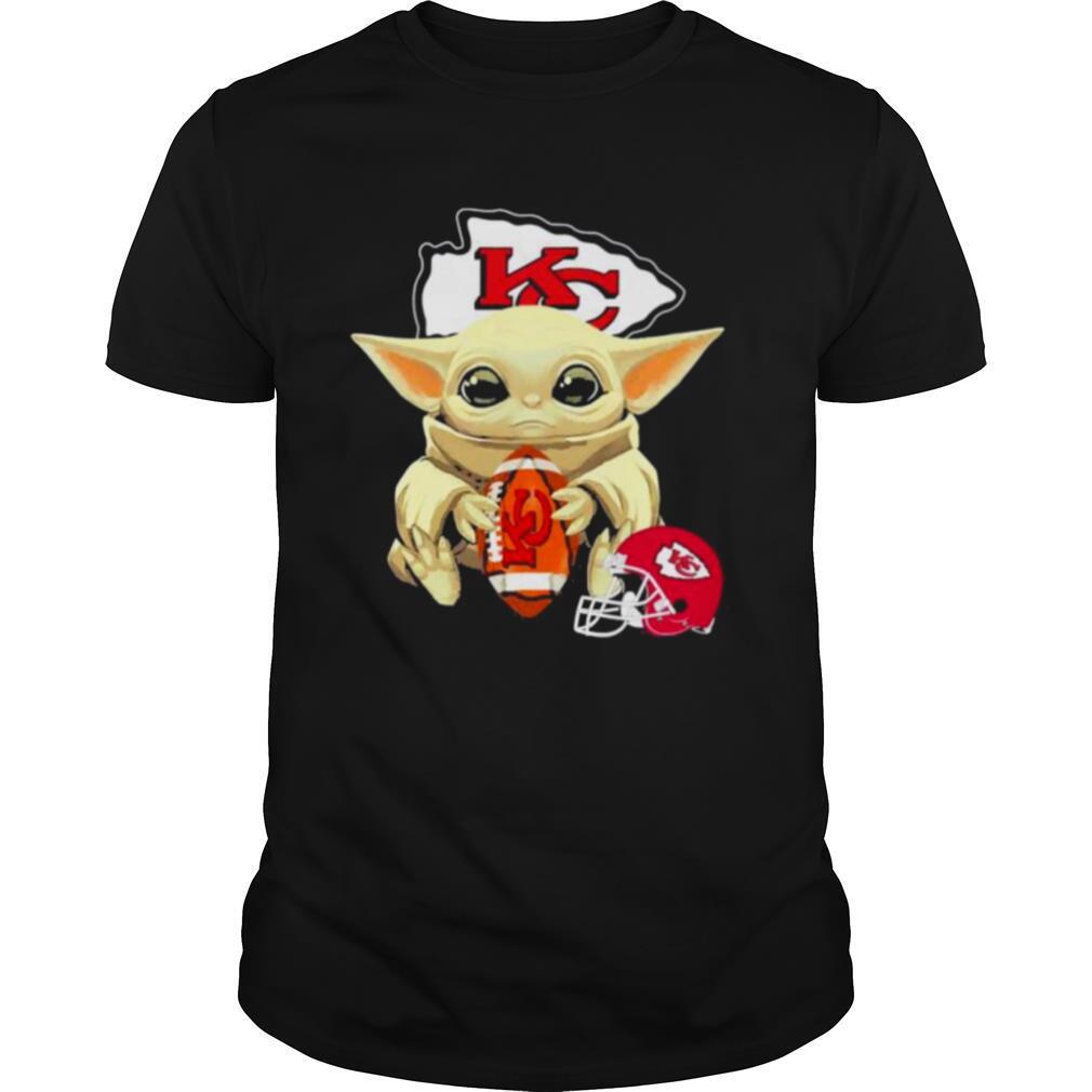 Baby Yoda hug Kansas City Chiefs shirt