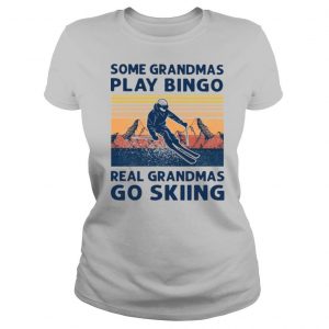 Some Grandmas Play Bingo Real Grandmas Go Skiing Vintage Retro T shirt