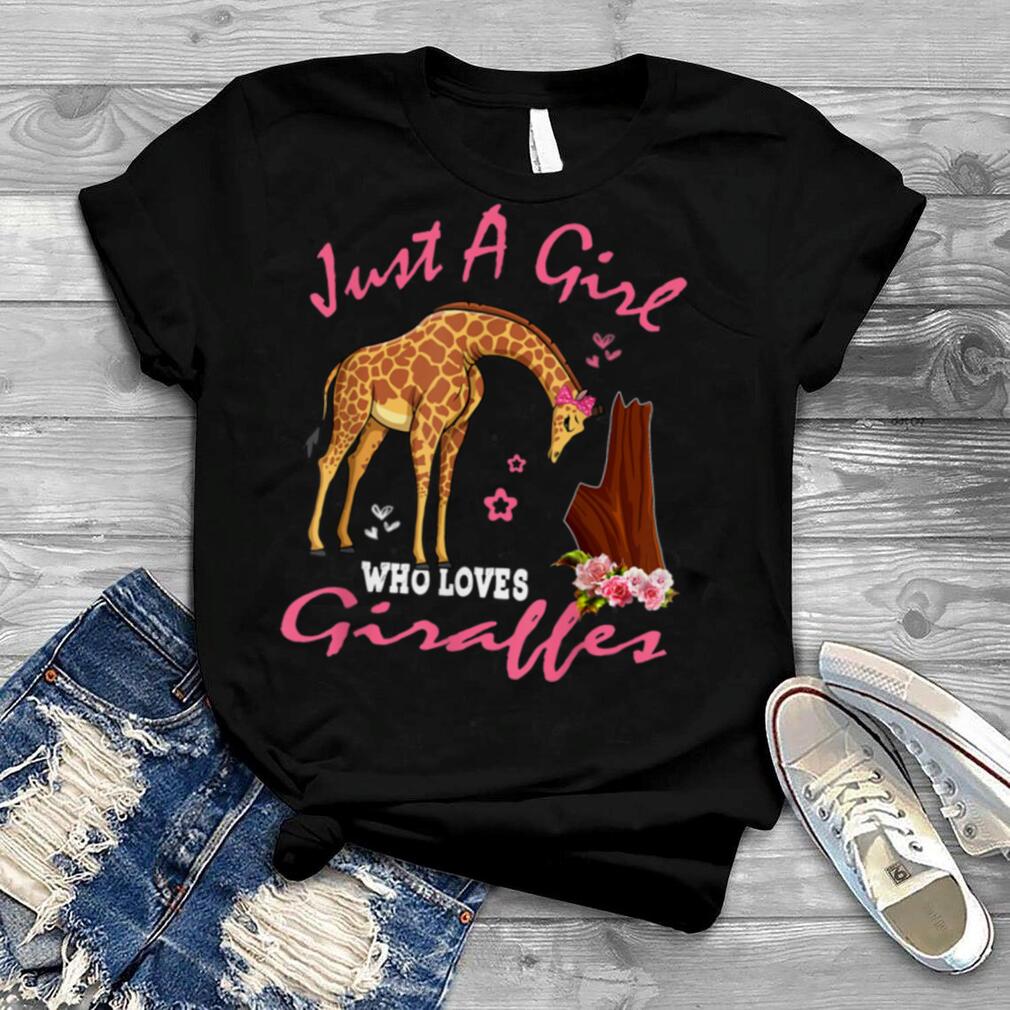 Just A Girl Who Loves Giraffes Floral Giraffe Bow Tie Kids T Shirt B0B4K19KFG