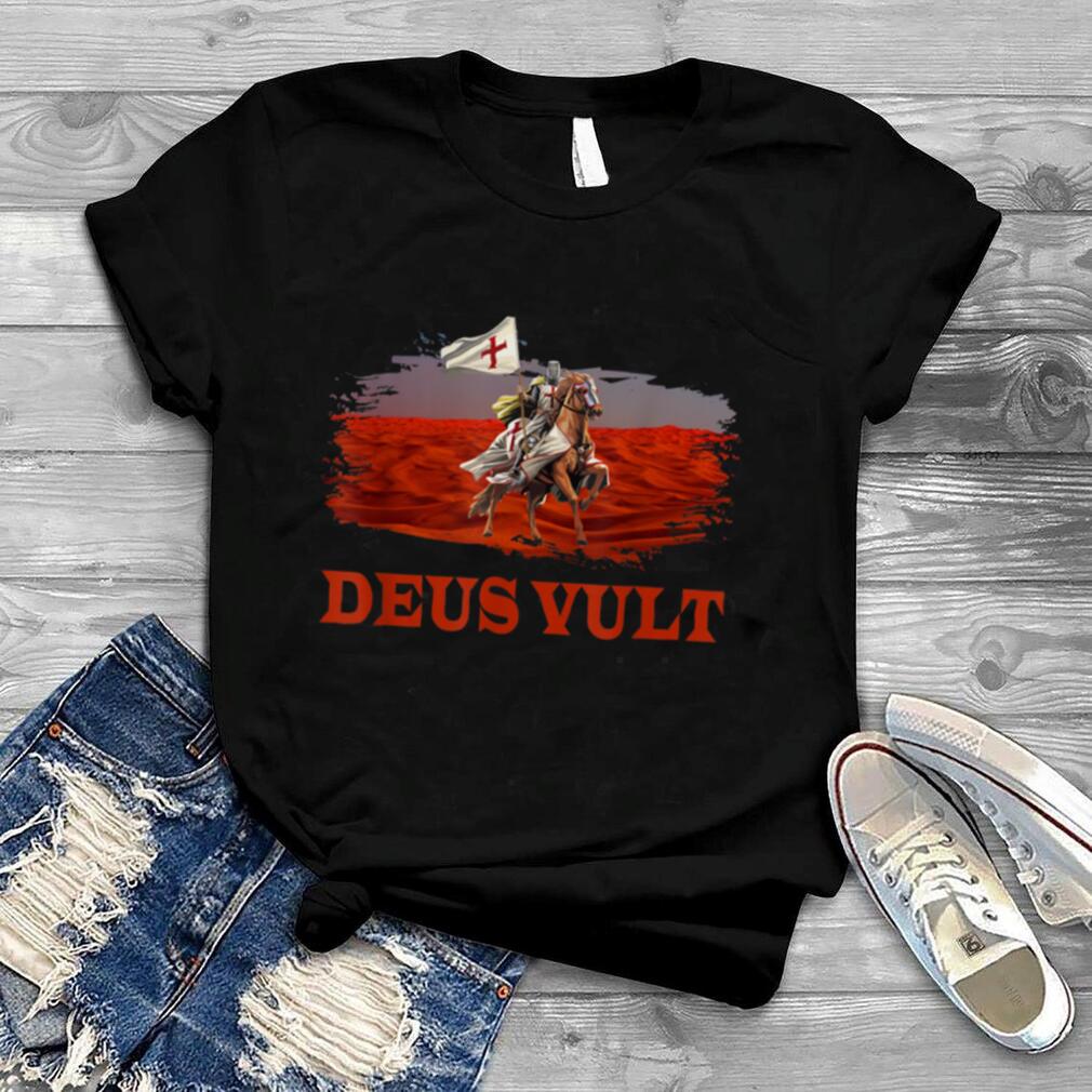 Knights Templar Distressed Cross Deus Vult Crusader Flag T Shirt