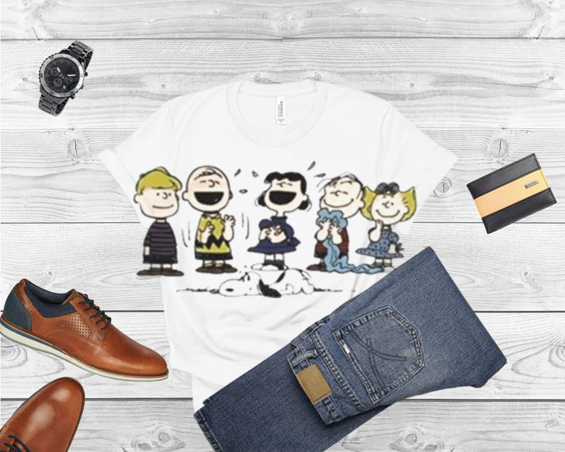 Peanuts Charlie Brown Snoopy Linus Lucy Sally Group Laugh Juniors T Shirt