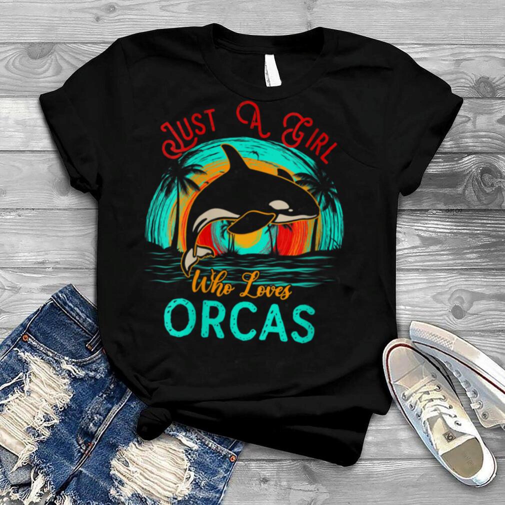 Womens Vintage Retro Just A Girl Who Loves Orcas On Beach Lover V Neck T Shirt B0B4JXJM93