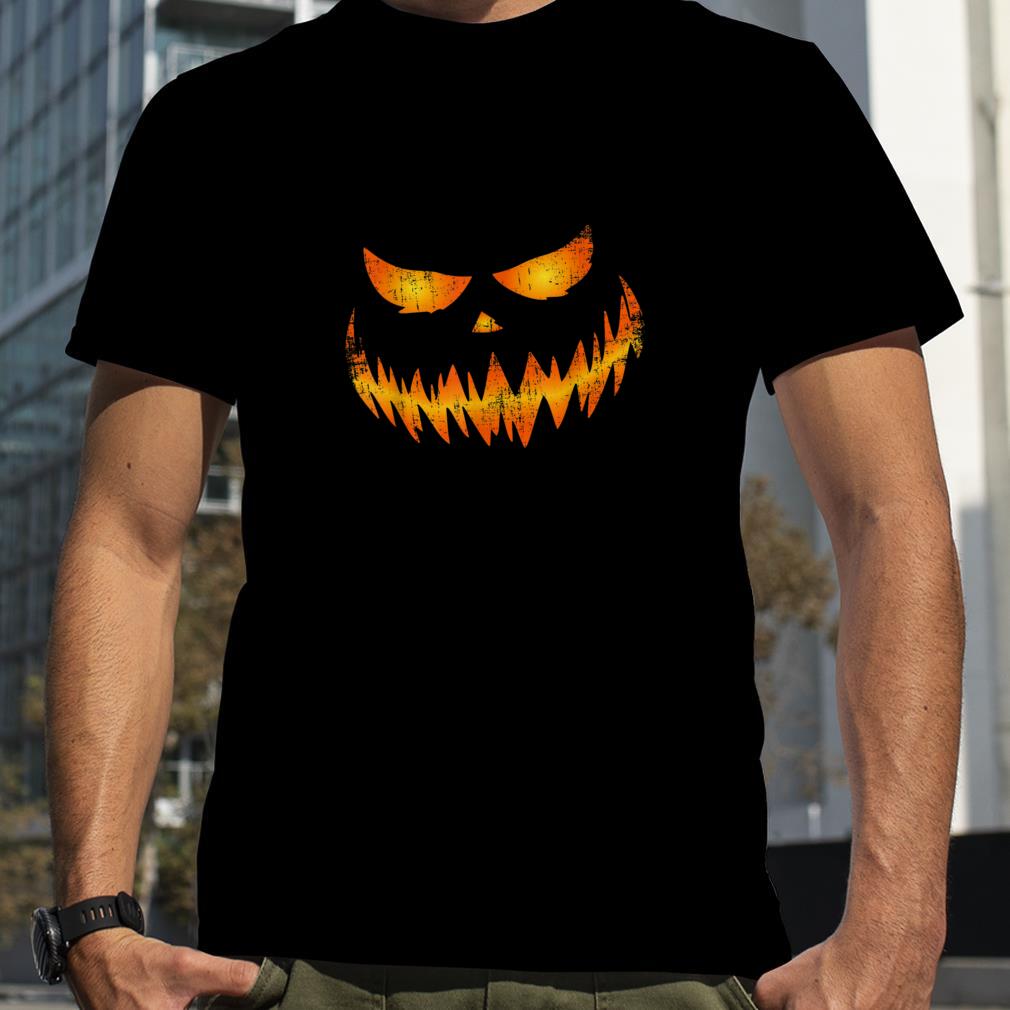 Scary pumpkin face Jack o Lantern for halloween T Shirt