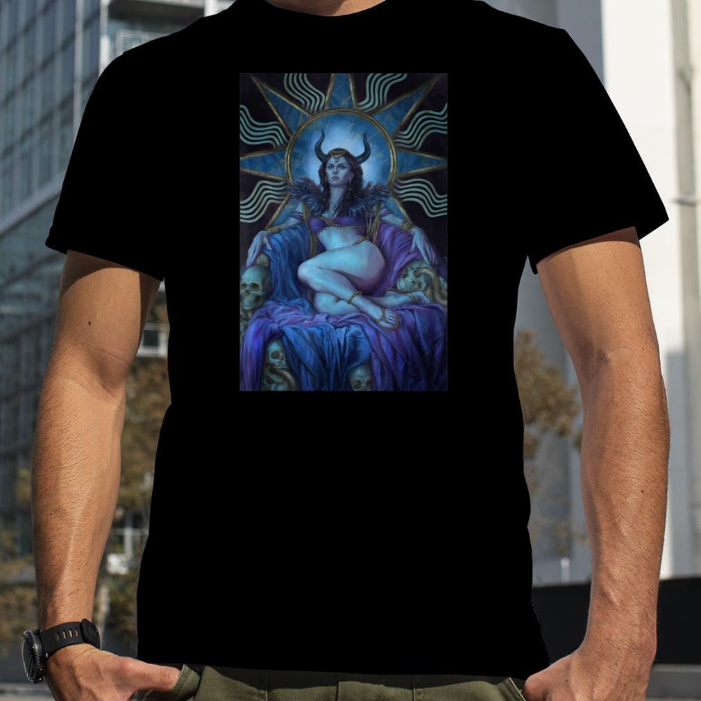 Demon queen on the throne Classic T Shirt