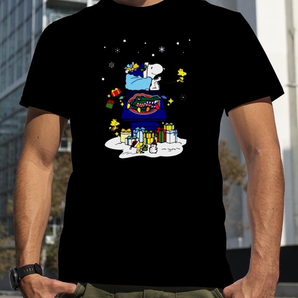 Florida Gators Santa Snoopy Wish You A Merry Christmas 2022 Shirt