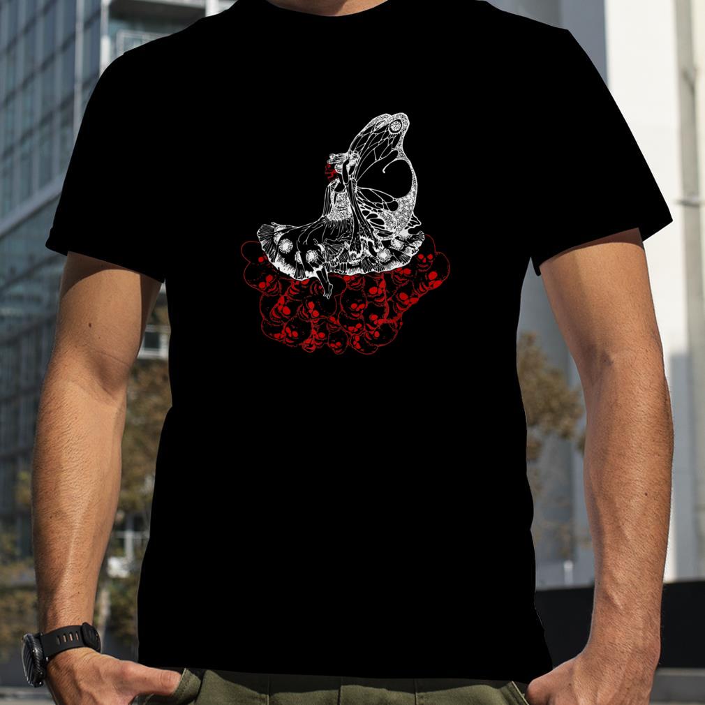 Grunge Fairycore Goth Fairy Skeleton Throne of Skulls (red) T Shirt