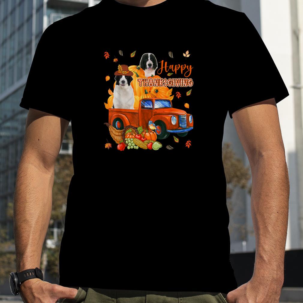 Happy Thanksgiving Landseers On Pickup Truck With Pumpkins T Shirt