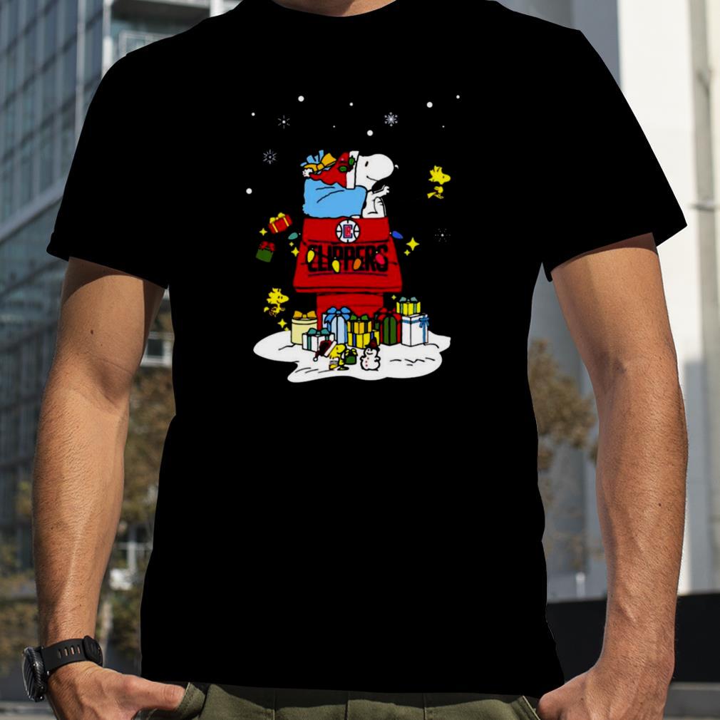 Los Angeles Clippers Santa Snoopy Wish You A Merry Christmas 2022 Shirt